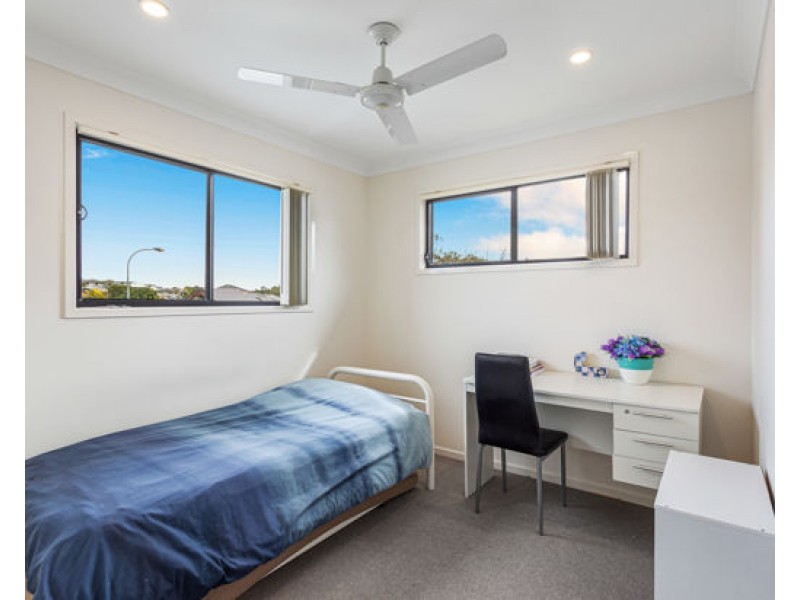 9/1 Emerald Place, Bridgeman Downs QLD 4035