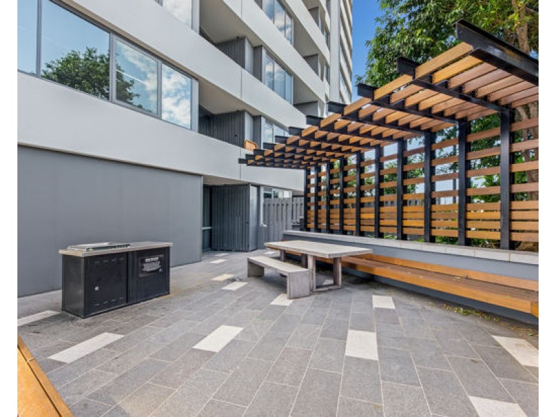 20601/300 Old Cleveland Road, Coorparoo QLD 4151