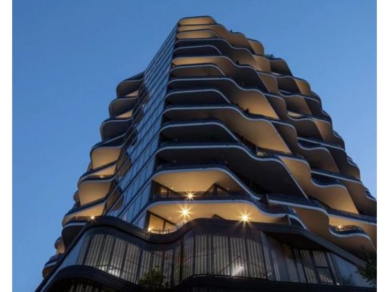 809/62 Logan Road, Woolloongabba QLD 4102