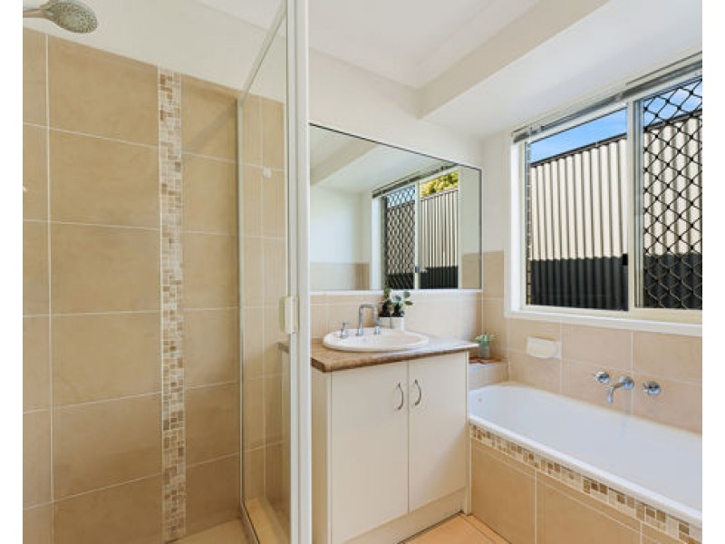 3 Amberjack Street, Manly West QLD 4179