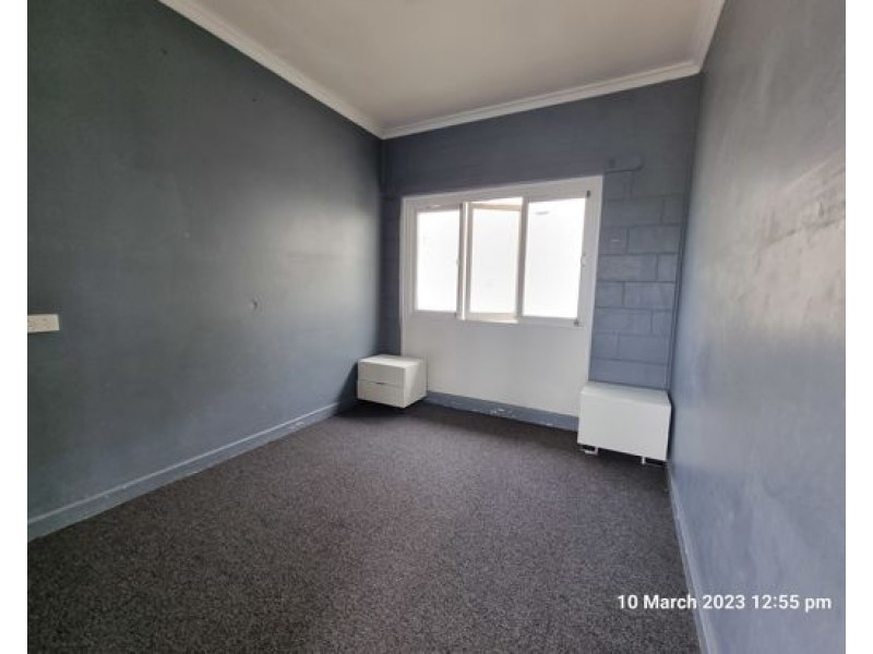 2 66 Goondoon street, Gladstone QLD 4680