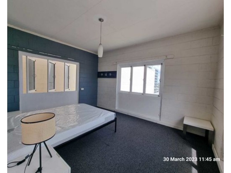 2 66 Goondoon street, Gladstone QLD 4680