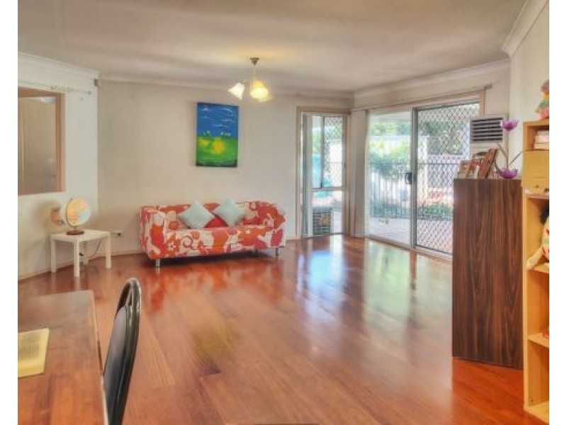 82 Golden Avenue, Calamvale QLD 4116