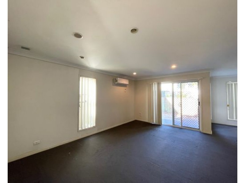 3/38 Robert Street, Labrador QLD 4215