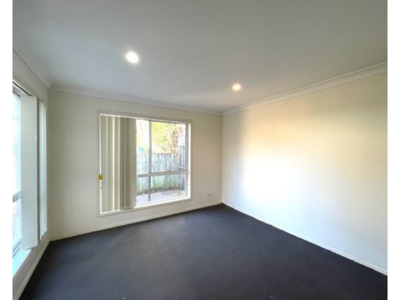 3/38 Robert Street, Labrador QLD 4215