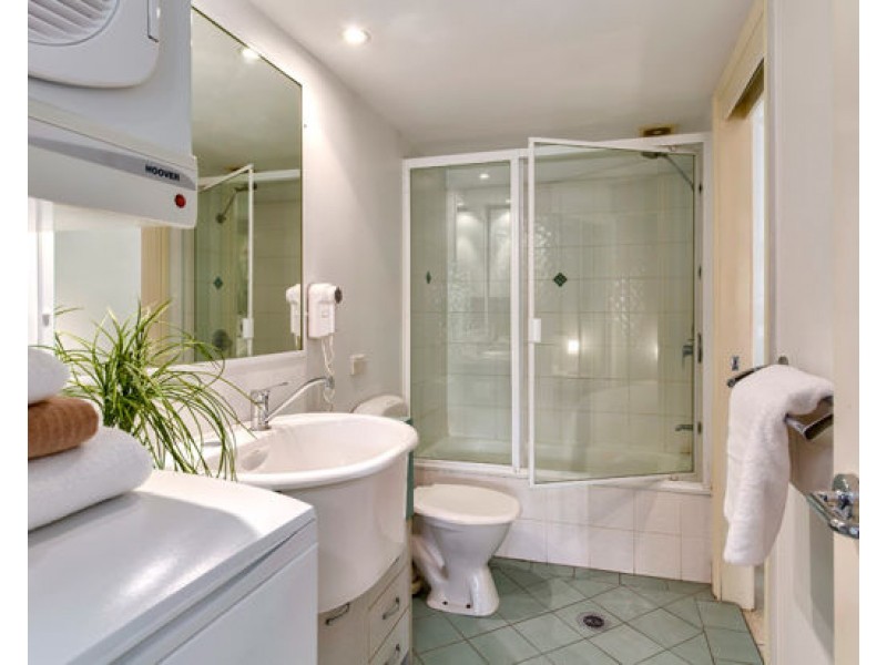 223/176 Sydney Street, New Farm QLD 4005