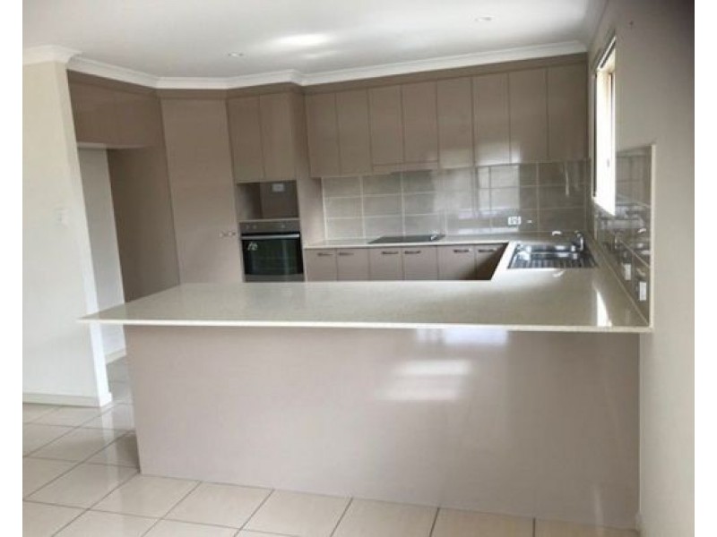 7 Stately Crescent, Narangba QLD 4504