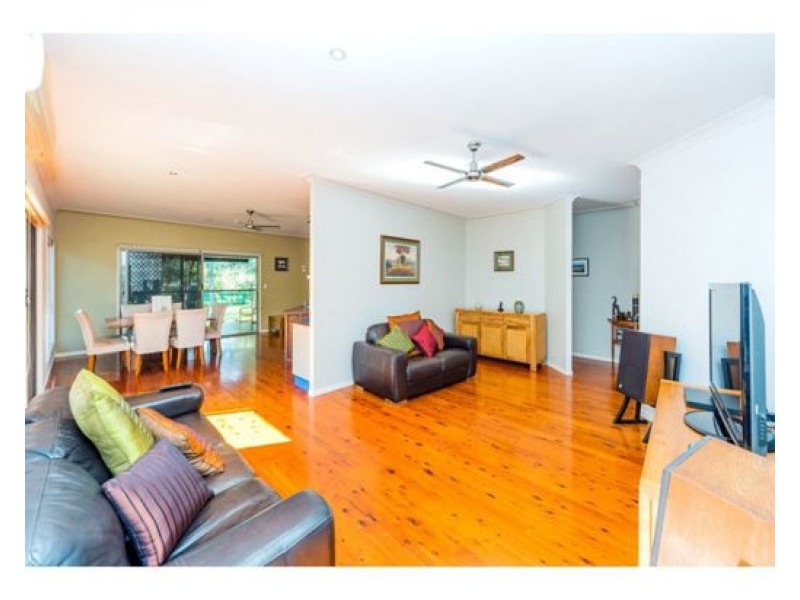 3 Hoylake Court, Parkwood QLD 4214