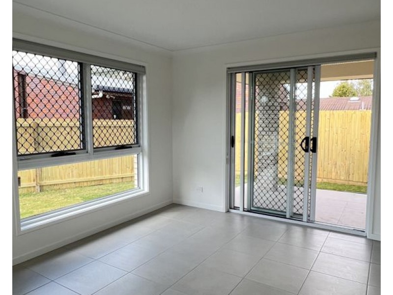 33A Federation Drive, Loganlea QLD 4131