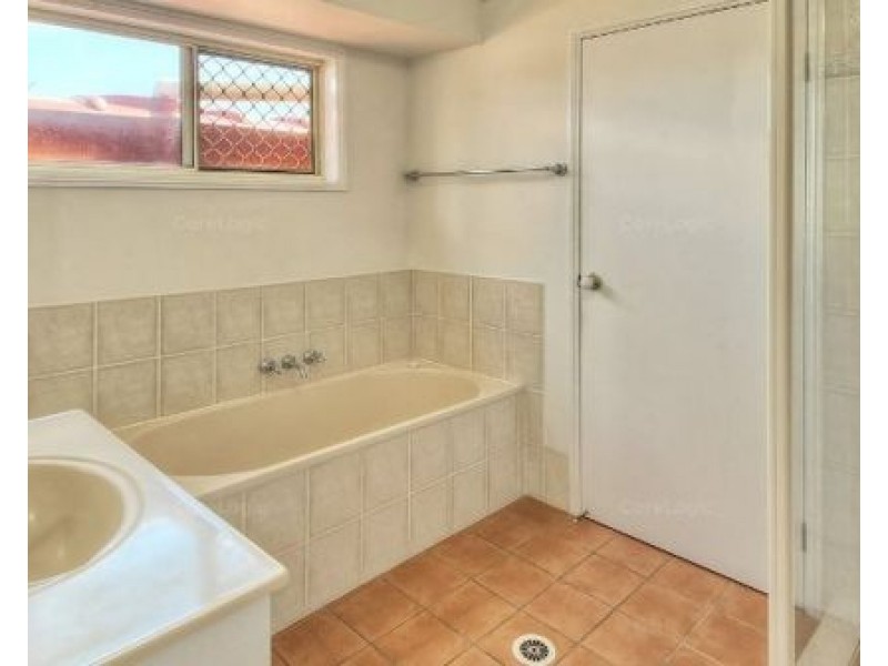 9 Collinson Street, Runcorn QLD 4113
