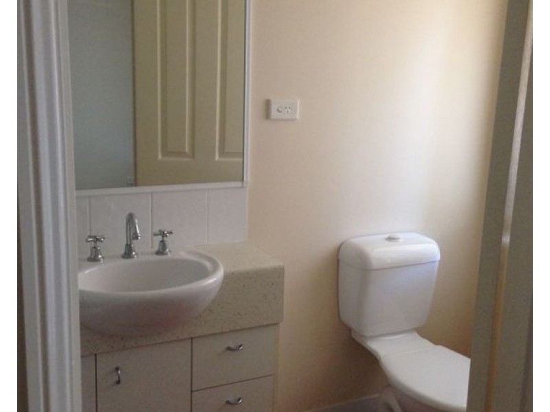 62 COORA ST, Wishart QLD 4122