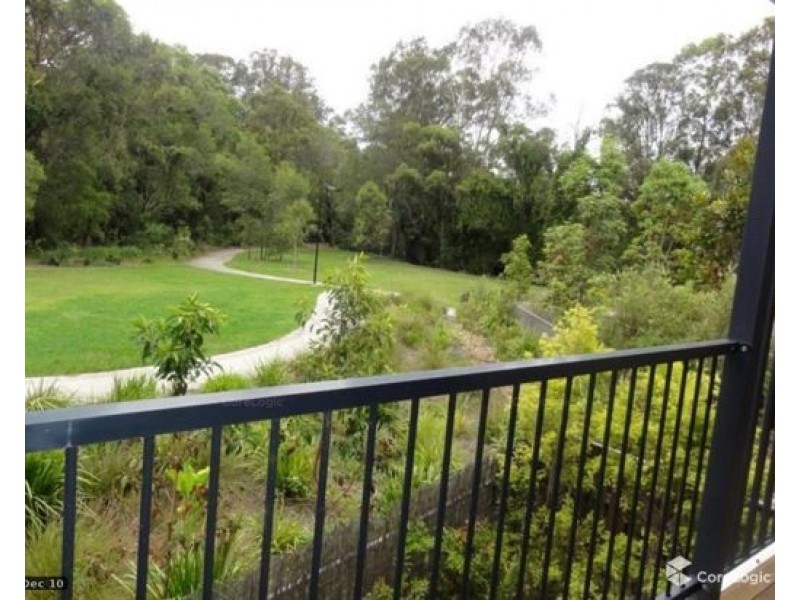 26/2 Jefferson Court, Upper Coomera QLD 4209