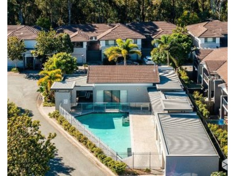 26/2 Jefferson Court, Upper Coomera QLD 4209