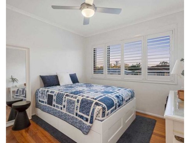 11 Colington Street, Mansfield QLD 4122