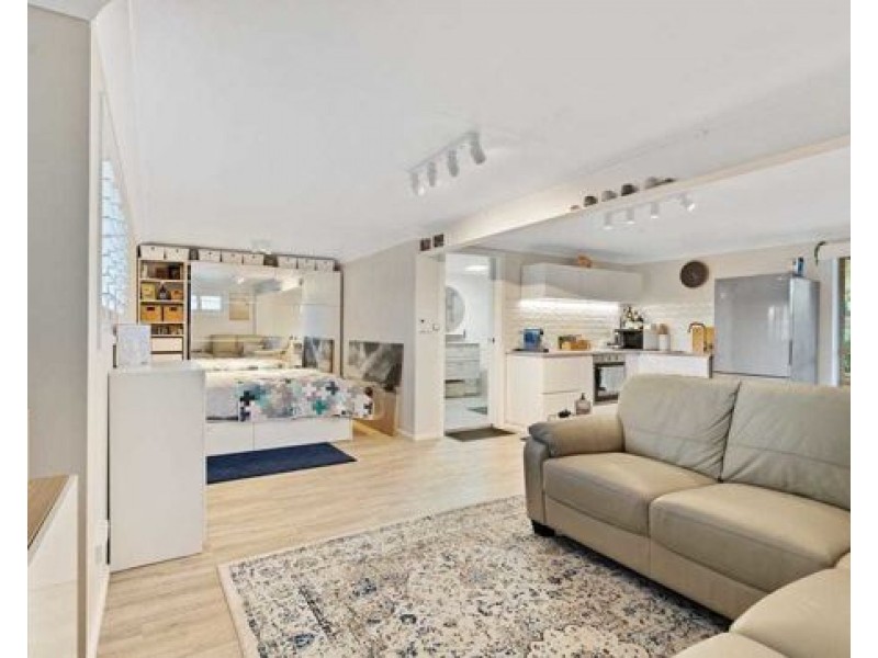 11 Colington Street, Mansfield QLD 4122