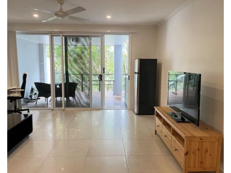 102 Florabella Drive, Robina QLD 4226