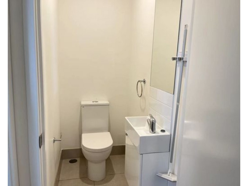 102 Florabella Drive, Robina QLD 4226