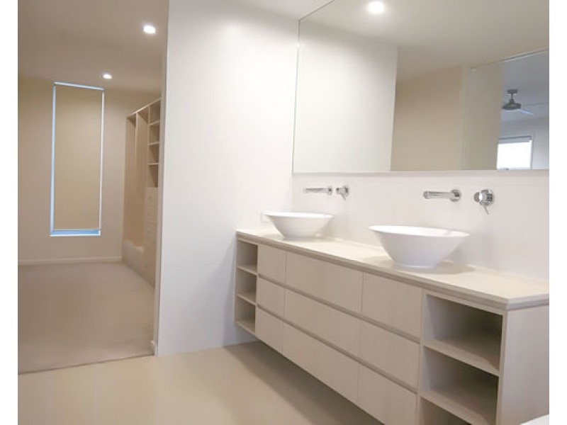 1073 Edgecliff Drive, Sanctuary Cove QLD 4212