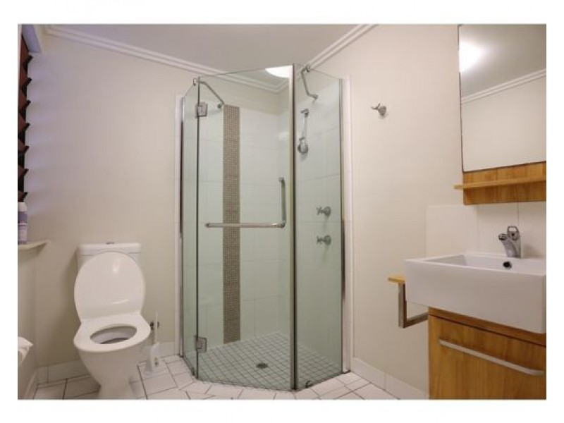 11 22-26 Clifton Road, Clifton Beach QLD 4879