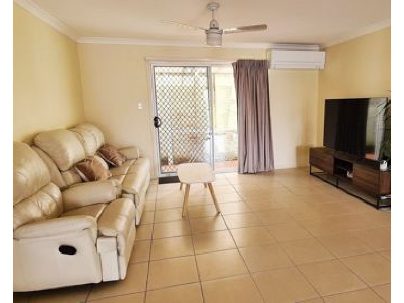 13 Lenton Place, Calamvale QLD 4116