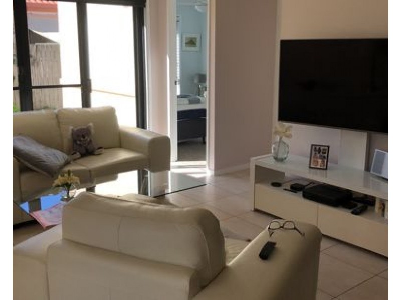 Unit 24 74 Plaza Street, Wynnum West QLD 4178