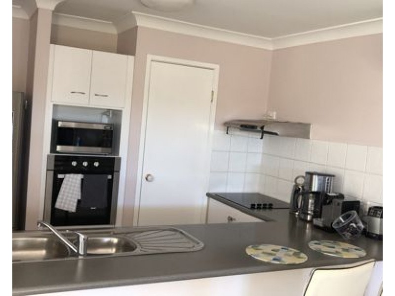 Unit 24 74 Plaza Street, Wynnum West QLD 4178