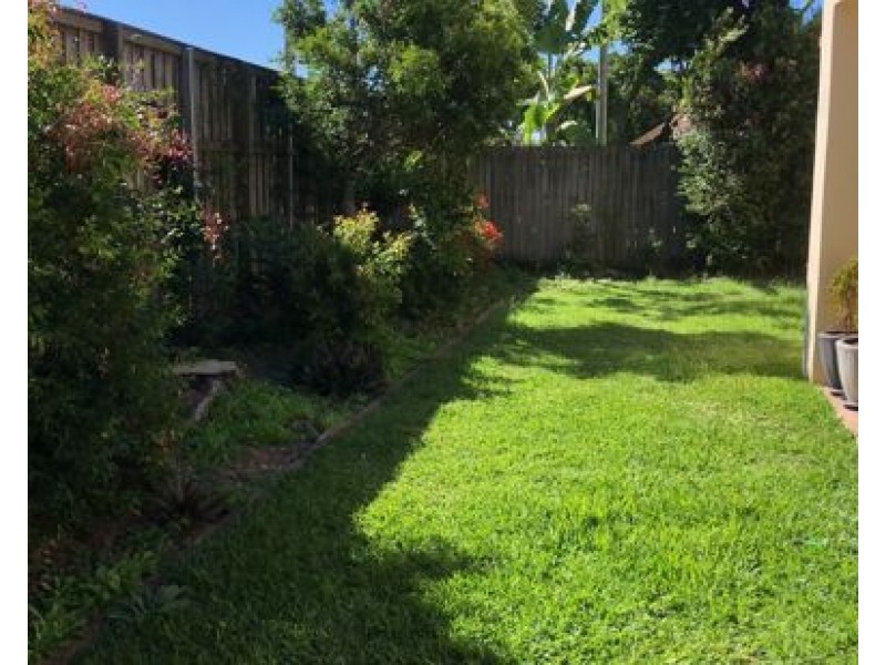 Unit 24 74 Plaza Street, Wynnum West QLD 4178