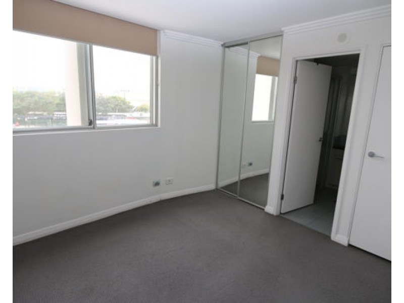 11H/392 Hamilton Road, Chermside QLD 4032