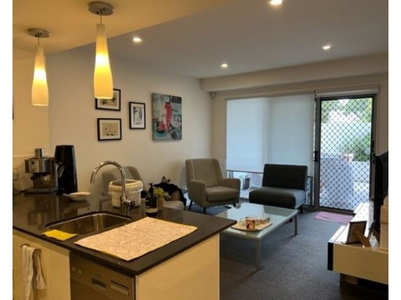 1 21 Mayhew Street, Sherwood QLD 4075