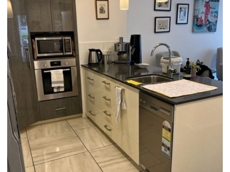1 21 Mayhew Street, Sherwood QLD 4075