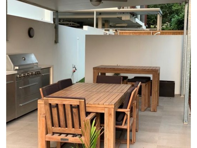 1 21 Mayhew Street, Sherwood QLD 4075