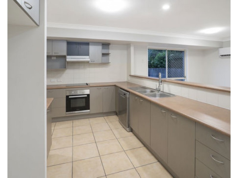 6 Mead Place, Calamvale QLD 4116