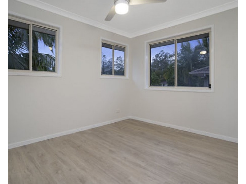 6 Mead Place, Calamvale QLD 4116