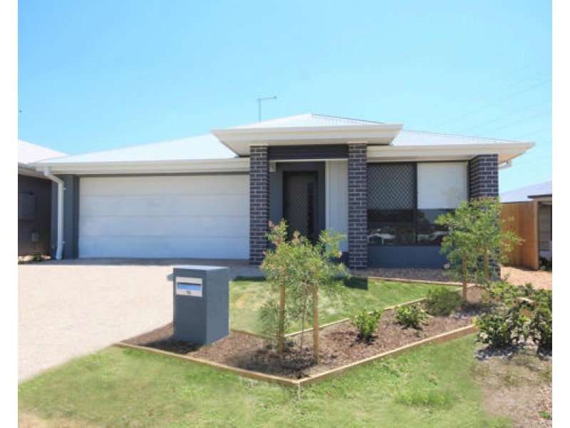 10 Como Way, Redbank QLD 4301