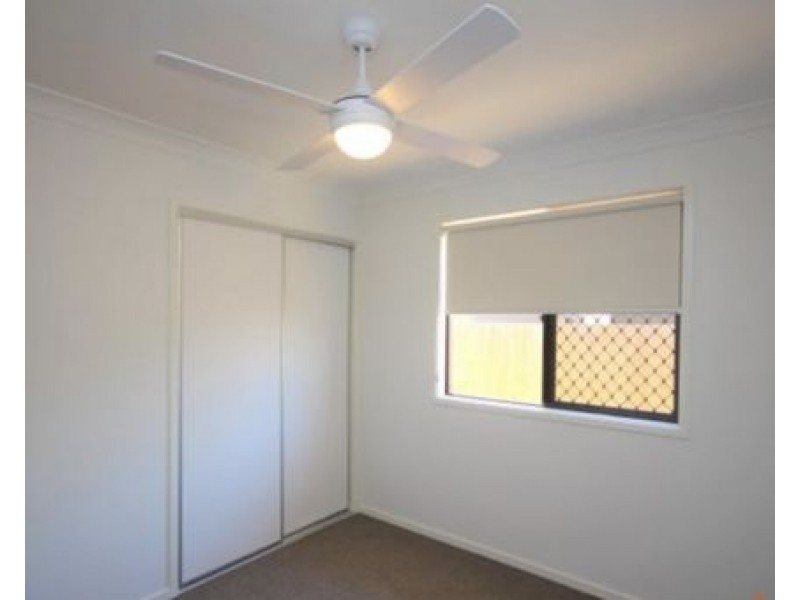 10 Como Way, Redbank QLD 4301