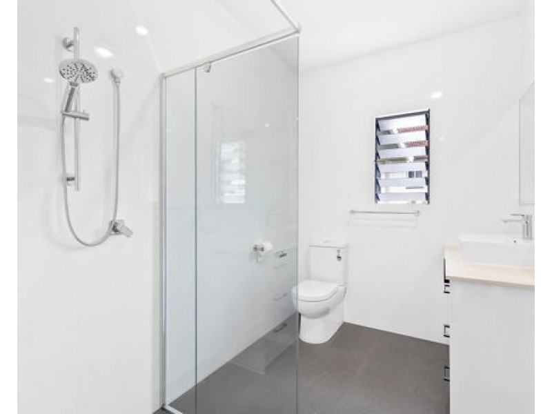 23 Roscoe Street, Holland Park QLD 4121