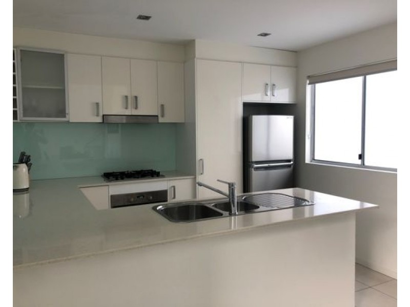 Unit 42 78 Merivale Street, South Brisbane QLD 4101