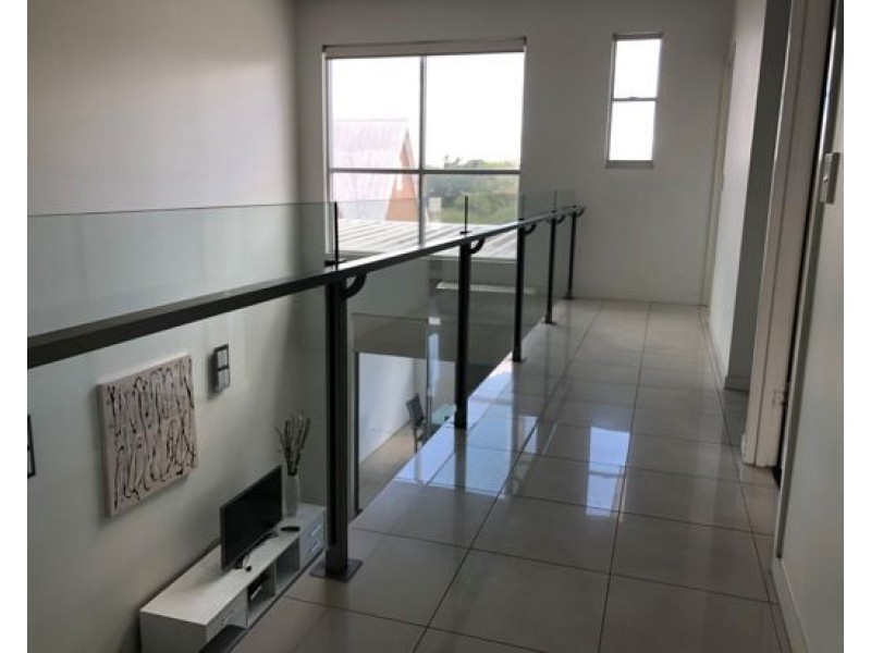 Unit 42 78 Merivale Street, South Brisbane QLD 4101