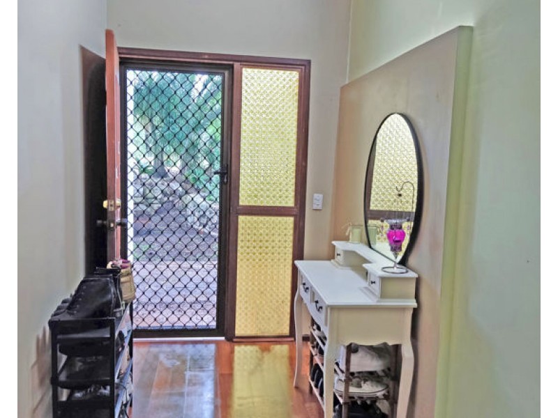 92-94 Fiona St, Bellbird Park QLD 4300