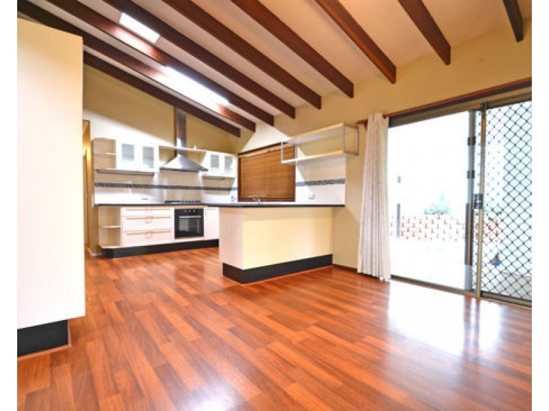 92-94 Fiona St, Bellbird Park QLD 4300