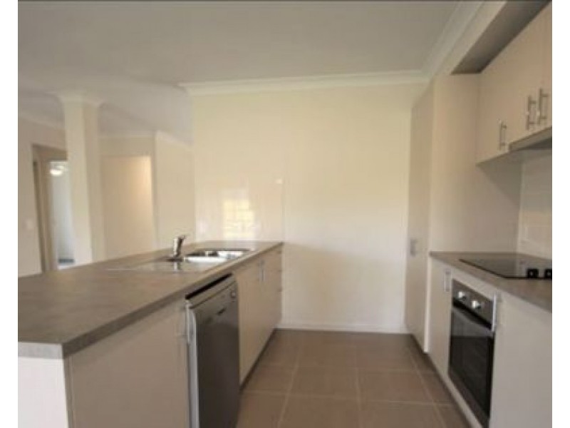 28 Norton Sands Drive, Redbank Plains QLD 4301