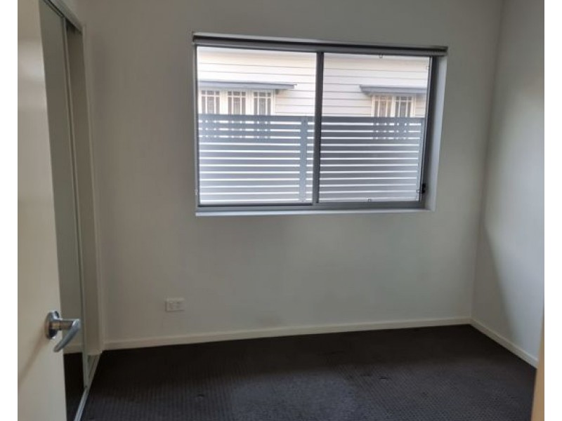 4/15 Lagonda St, Annerley QLD 4103