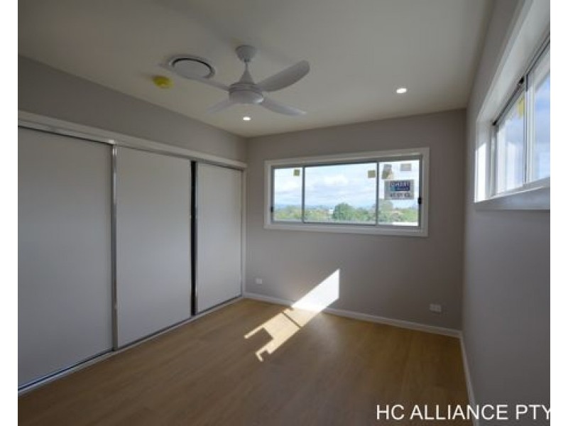 1 View St, Holland Park QLD 4121