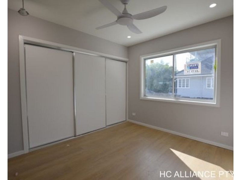 1 View St, Holland Park QLD 4121