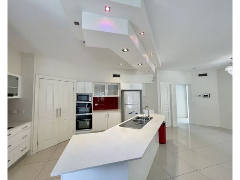 57 East Quay Drive, Biggera Waters QLD 4216