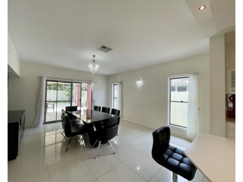 57 East Quay Drive, Biggera Waters QLD 4216
