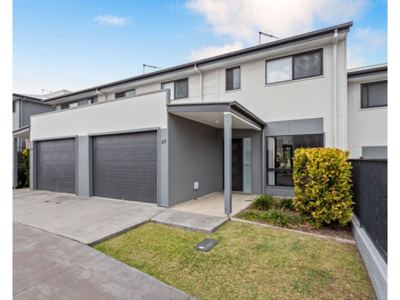 27/1 Emerald Place, Bridgeman Downs QLD 4035