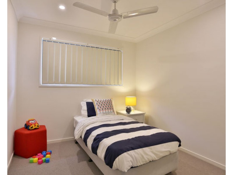 27/1 Emerald Place, Bridgeman Downs QLD 4035