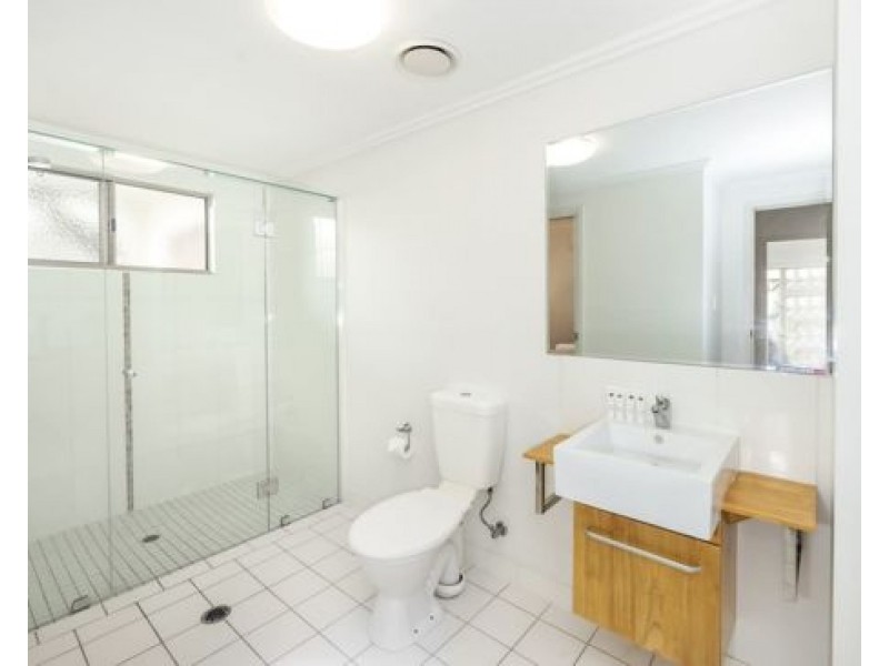 8 22-26 Clifton Road, Clifton Beach QLD 4879