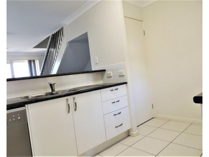 UNIT 94 71 Stanley Street, Brendale QLD 4500